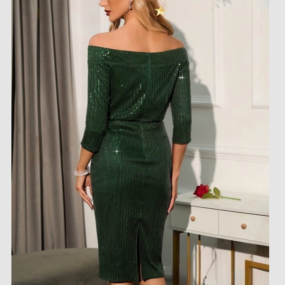 Luxe off shoulder sequins bodycon dress burgundy - Picture 9 of 15